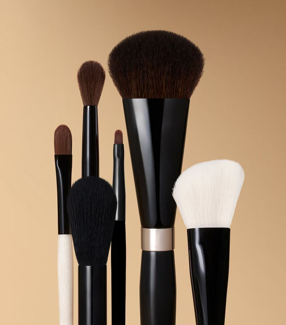 BOBBI BROWN The Signature Brush Collection