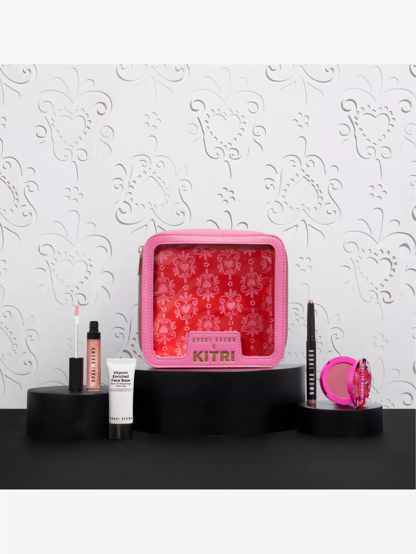 BOBBI BROWN Bobbi Brown x KITRI Pretty Powerful gift set