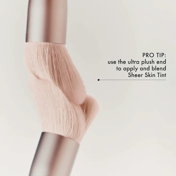 Summer Fridays, The Blush Brush