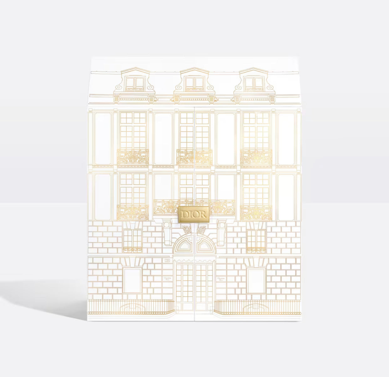 DIOR, El tradicional calendario de adviento de la casa Dior LE MONTAGNE