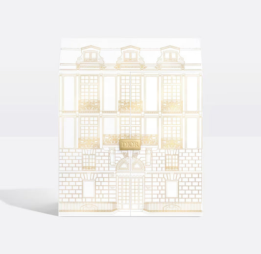 DIOR, El tradicional calendario de adviento de la casa Dior LE MONTAGNE