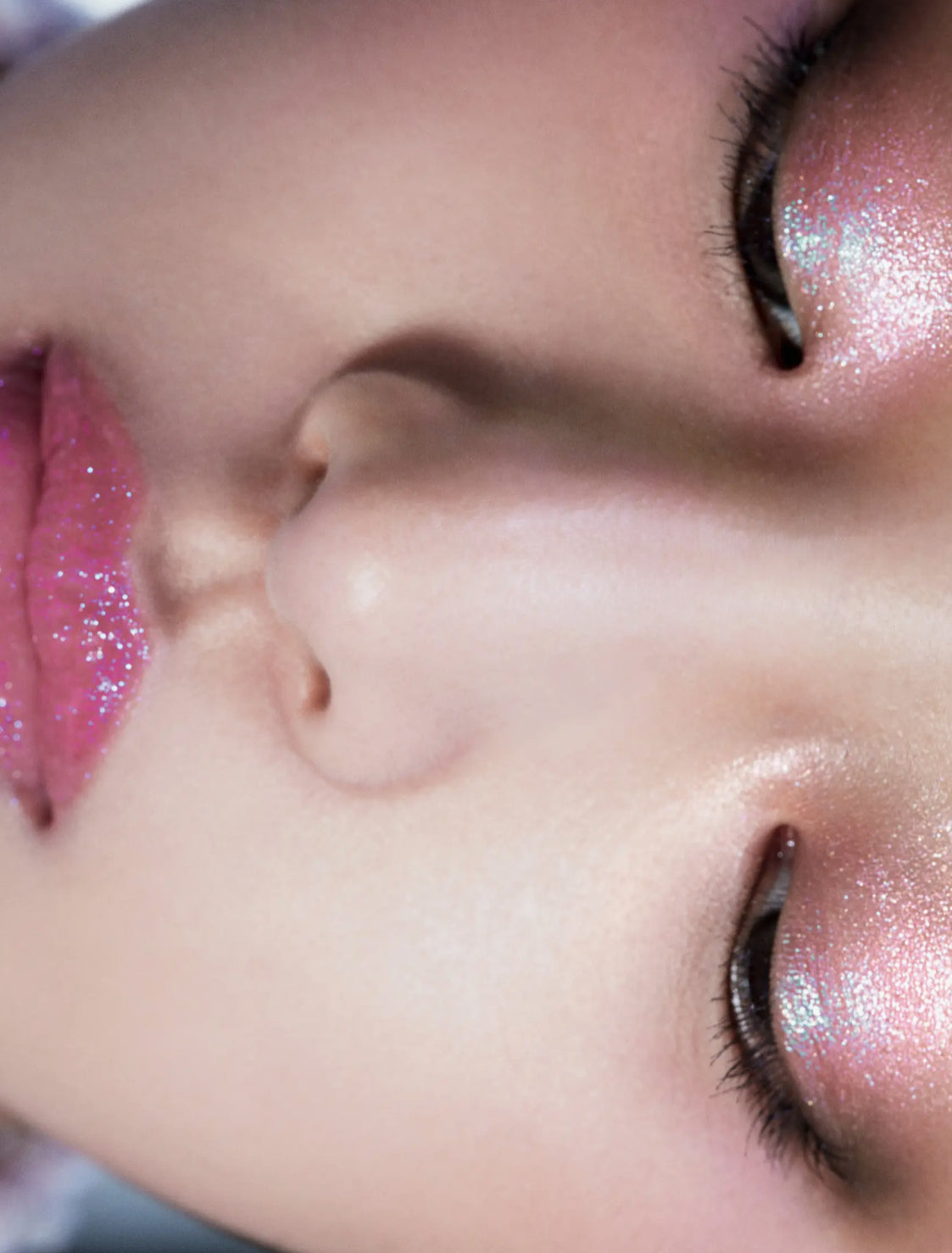 CHANEL, LES 4 OMBRES Multi-Effect Eyeshadow Palette