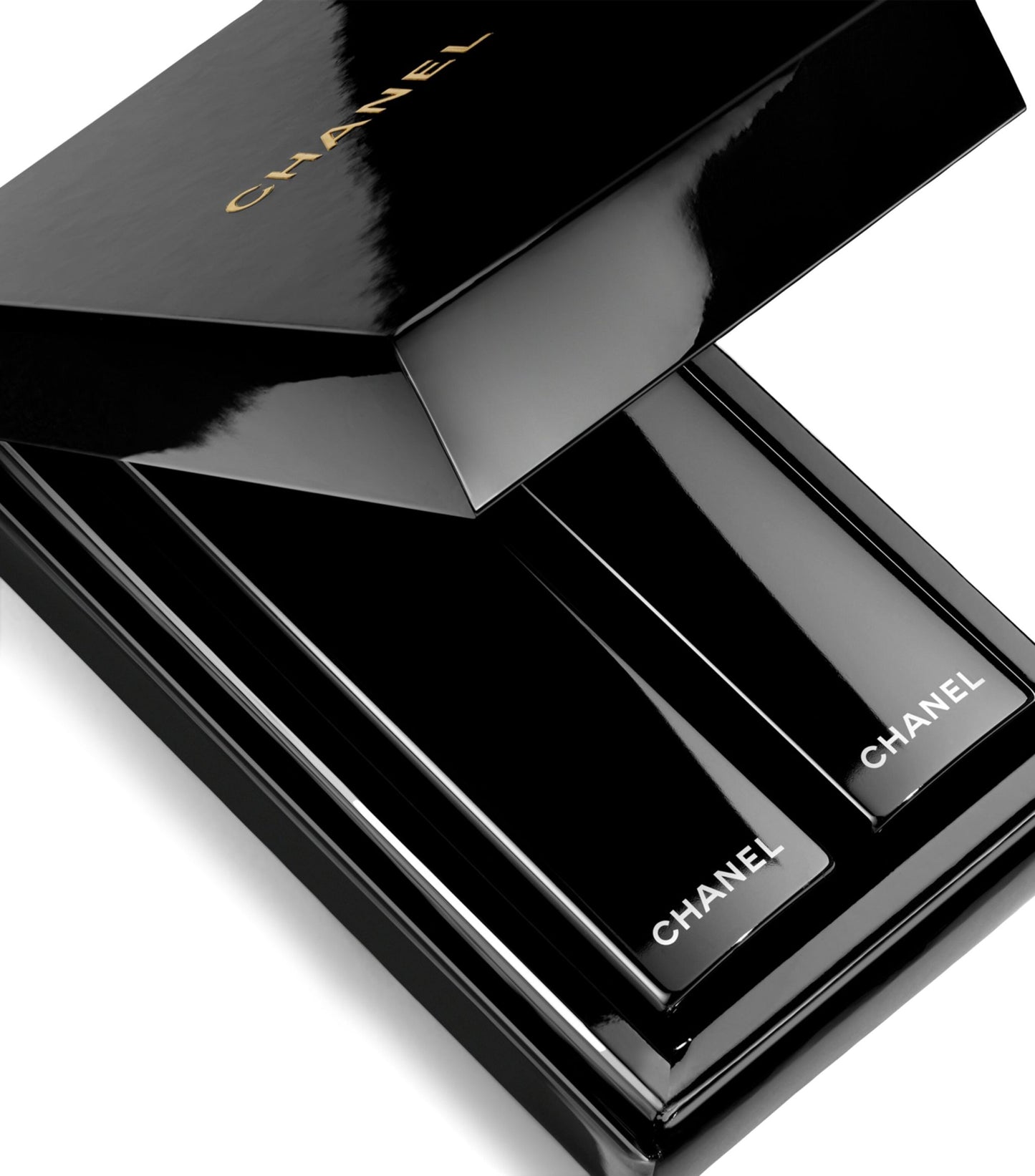 CHANEL, ROUGE VELVET ALLURE