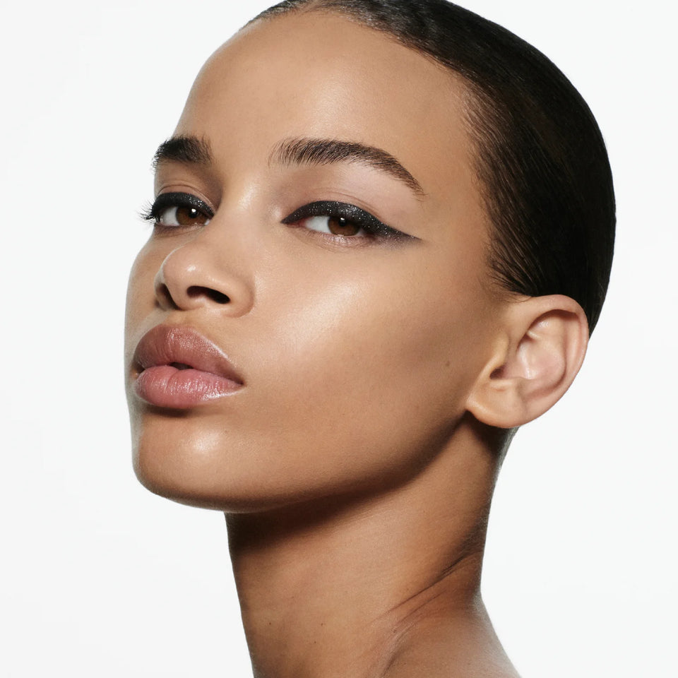 VICTORIA BECKHAM BEAUTY, Eye Wardrobe Multi-Finish Palette