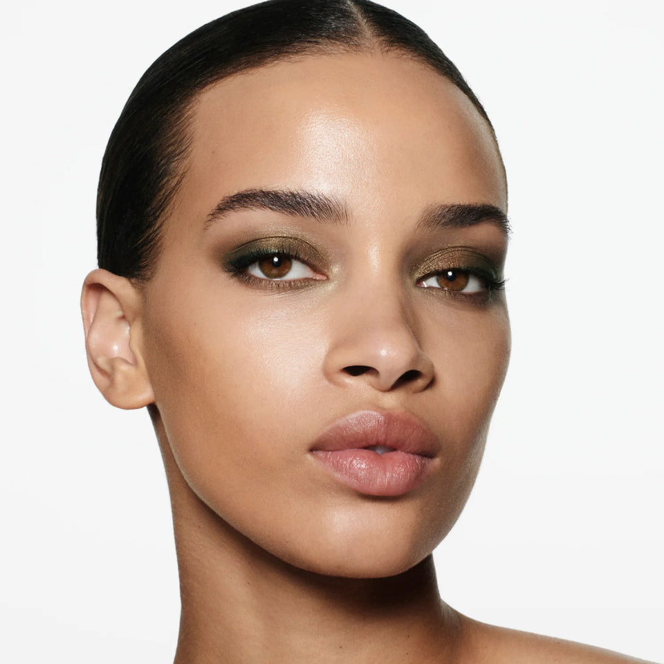 VICTORIA BECKHAM BEAUTY, Eye Wardrobe Multi-Finish Palette