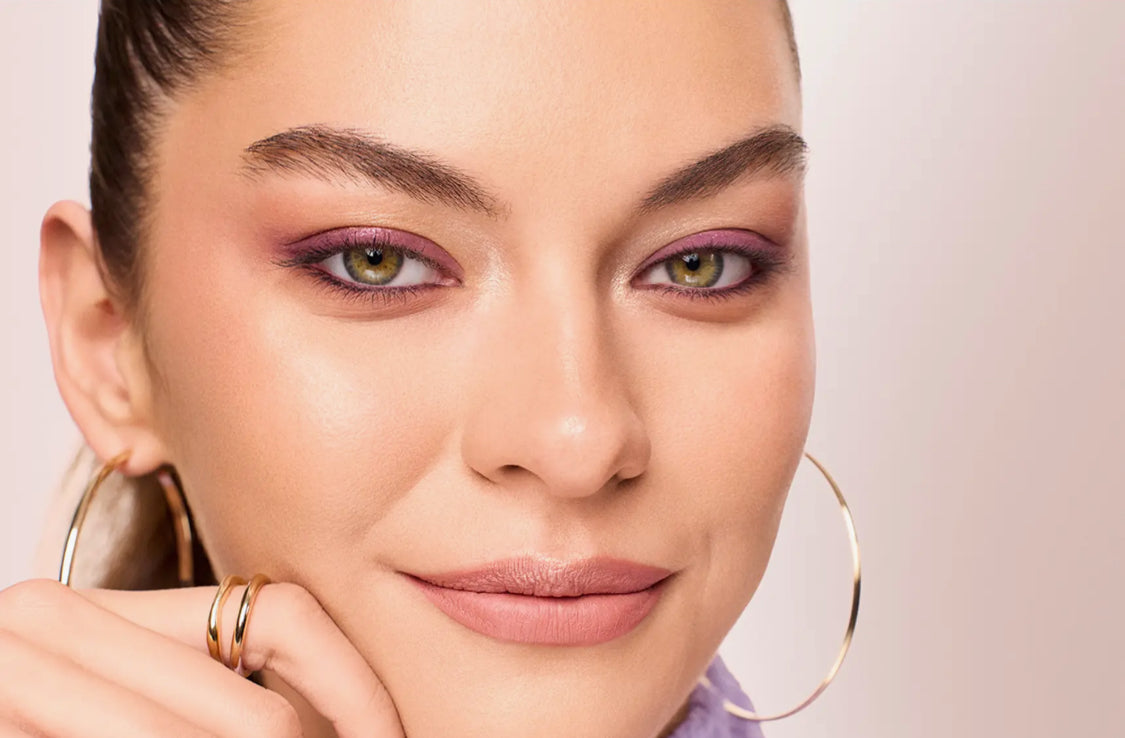 STILA, Pocket Play Shadow Palette, Una paleta de sombras de ojos para looks ilimitados.