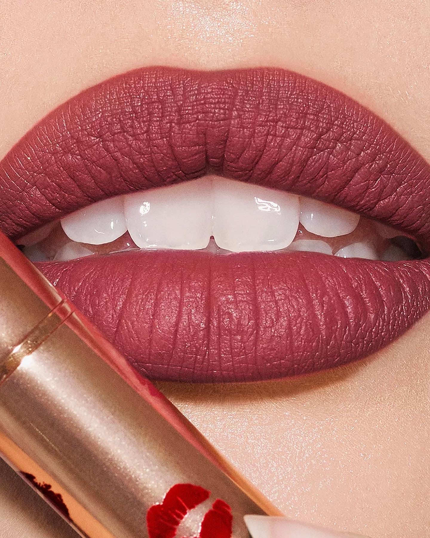 CHARLOTTE TILL, LIMITLESS LUCKY LIPS