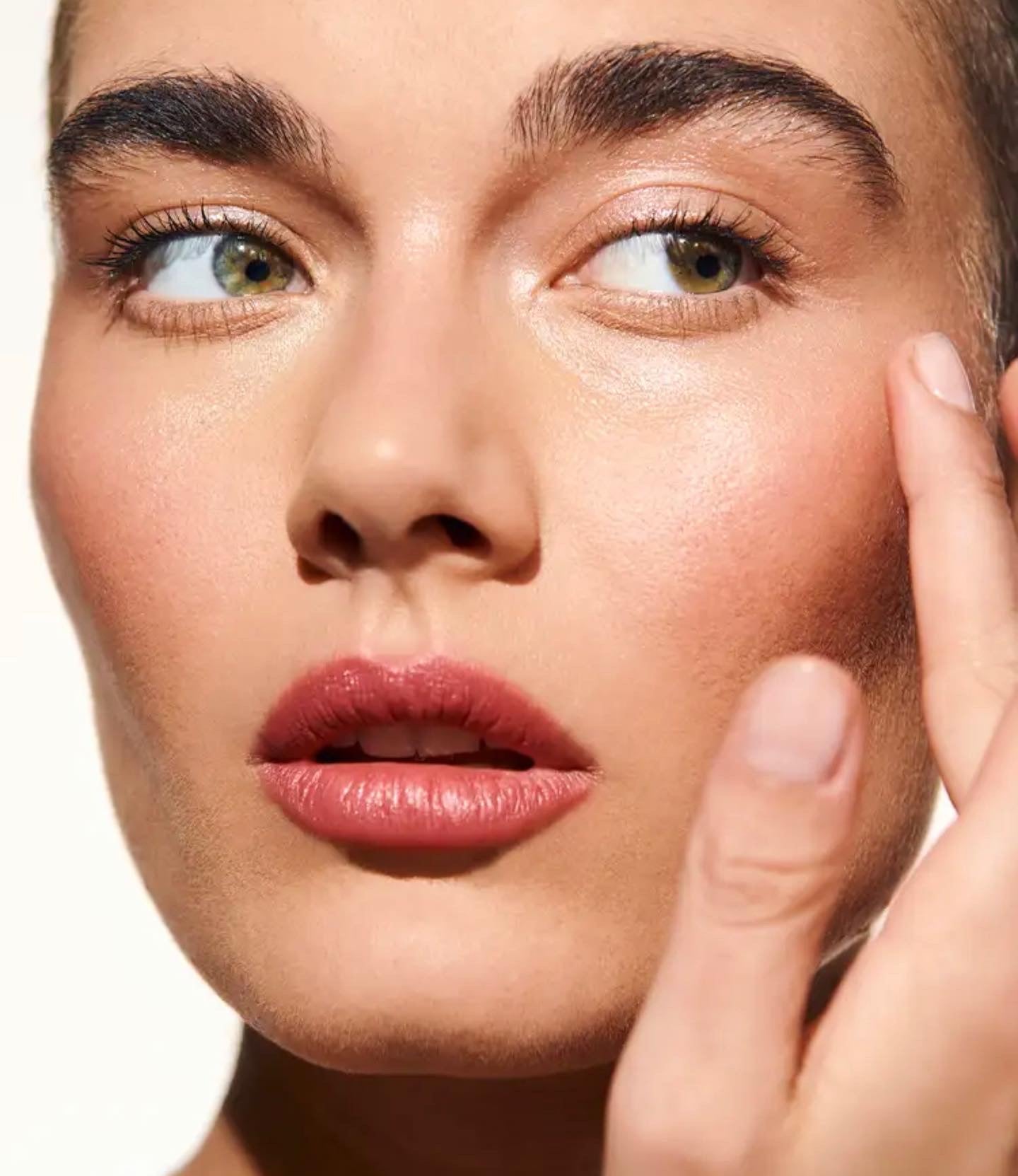 ROUJE, LA PALETTE VISAGE