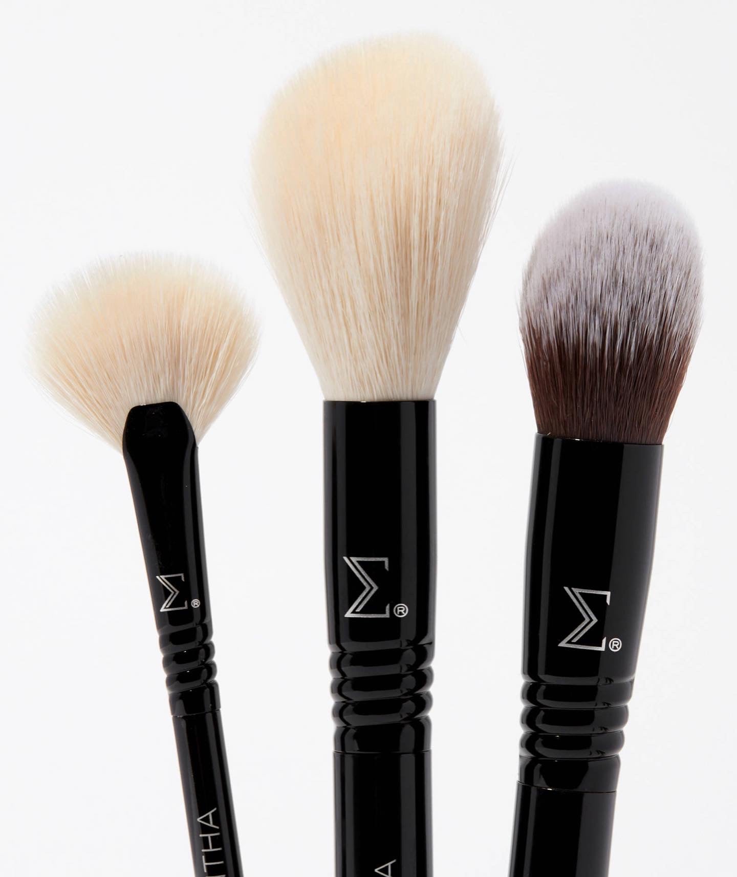 SIGMA BEAUTY X SAMANTHA BRUSH SET