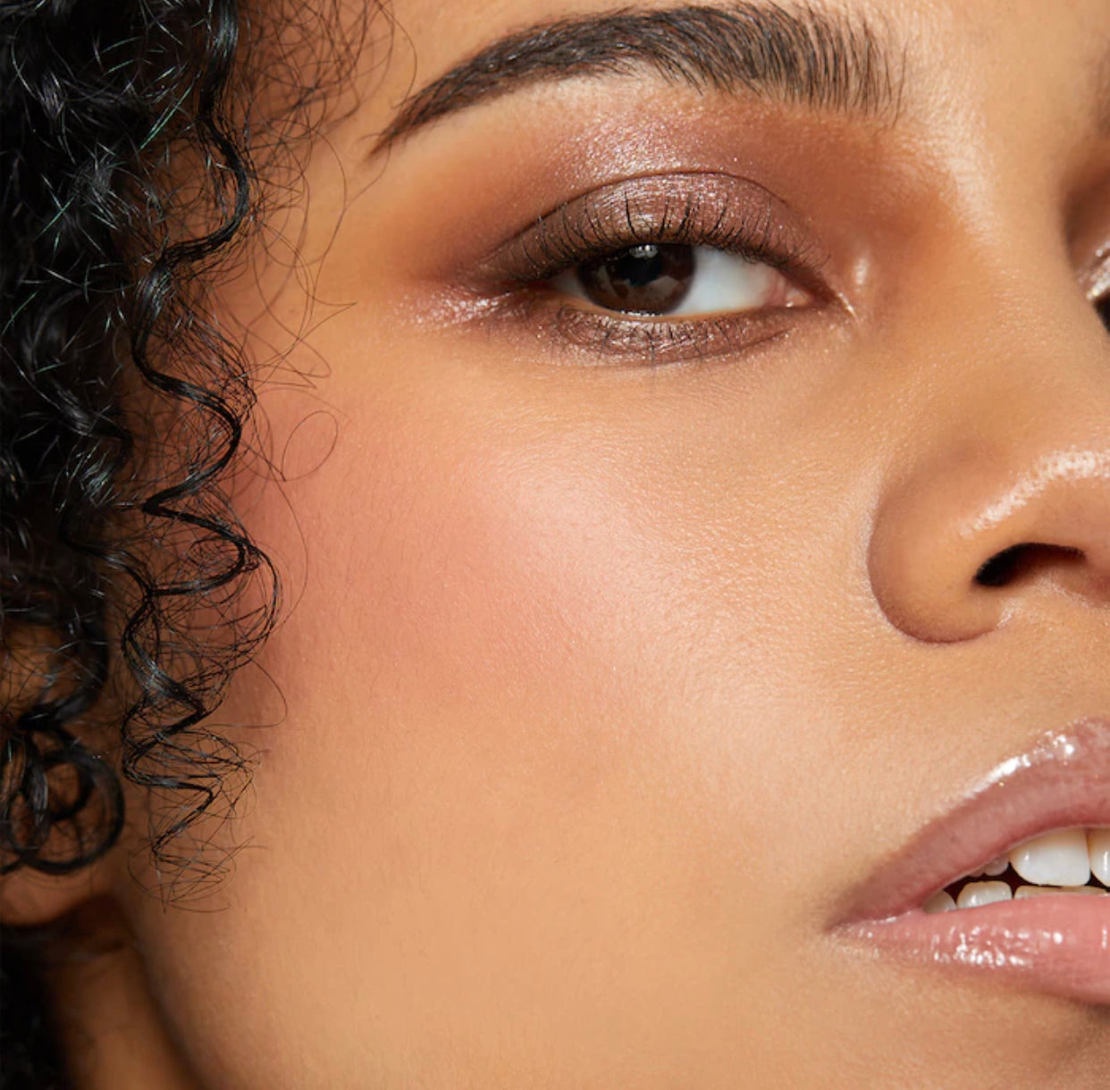 KAJA, SUPERSTARS BEST KAJA, EYE, CHEEK AND LIP SET