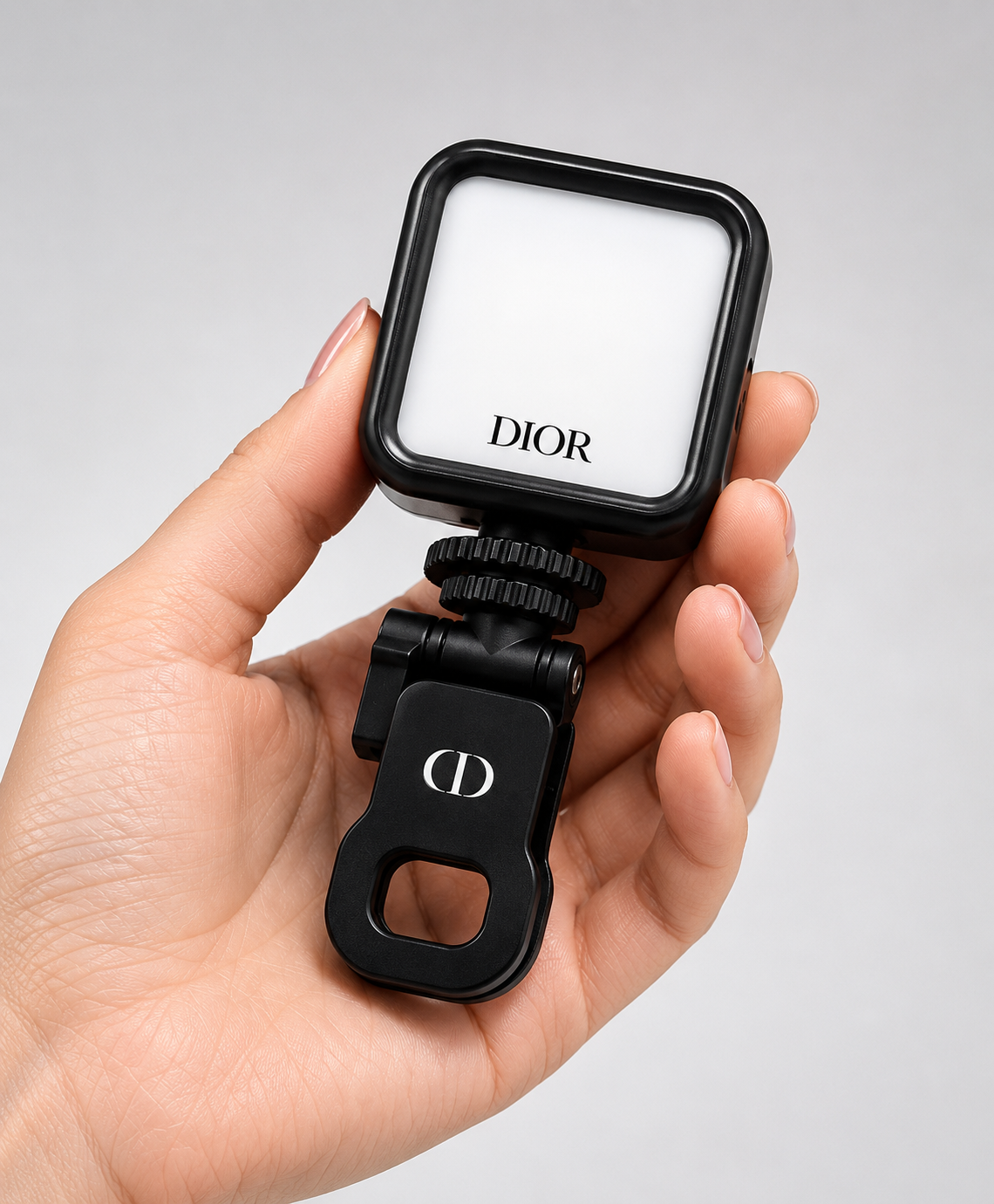 DIOR HONG KONG, DIOR MOBILE SELFIE LIGHT