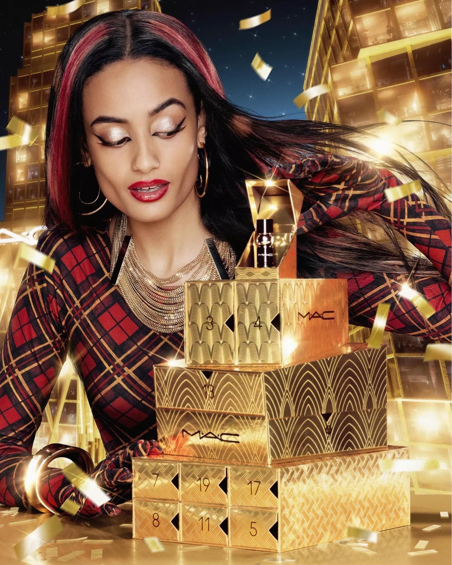 MAC Gift of Gold 2024 advent calendar