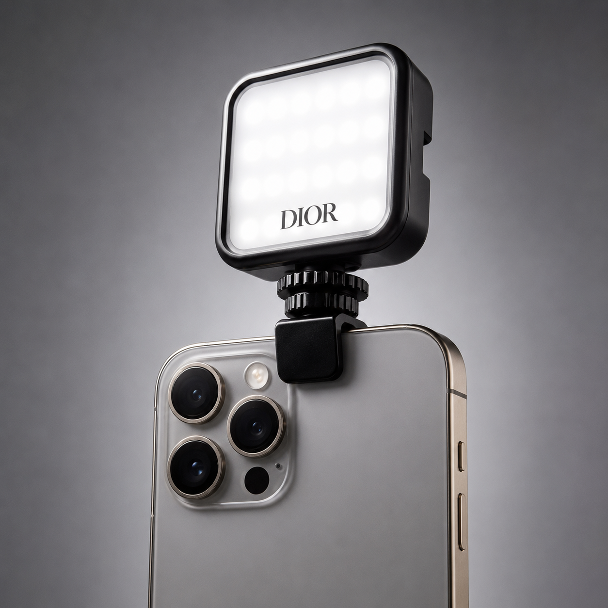 DIOR HONG KONG, DIOR MOBILE SELFIE LIGHT