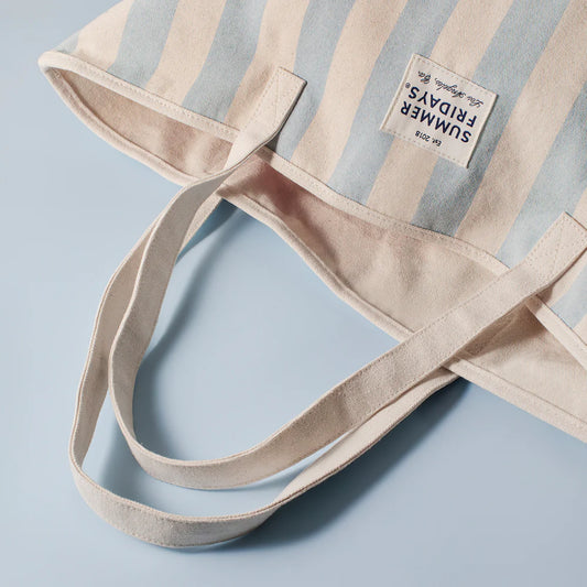 SUMMER FRIDAYS, Beach Essentials Set