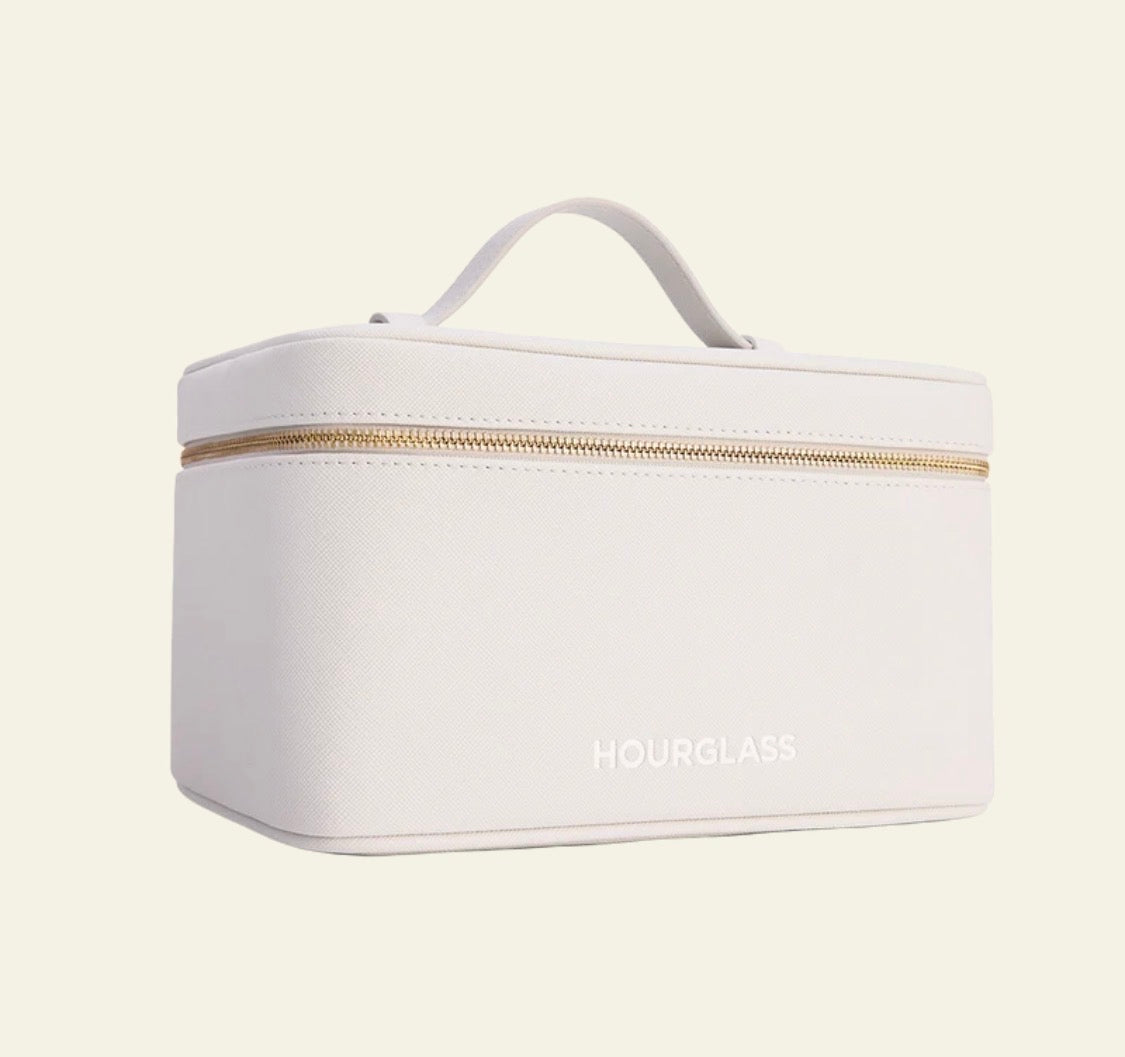 HOURGLASS, VEGAN LEATHER MAKEUP BAG