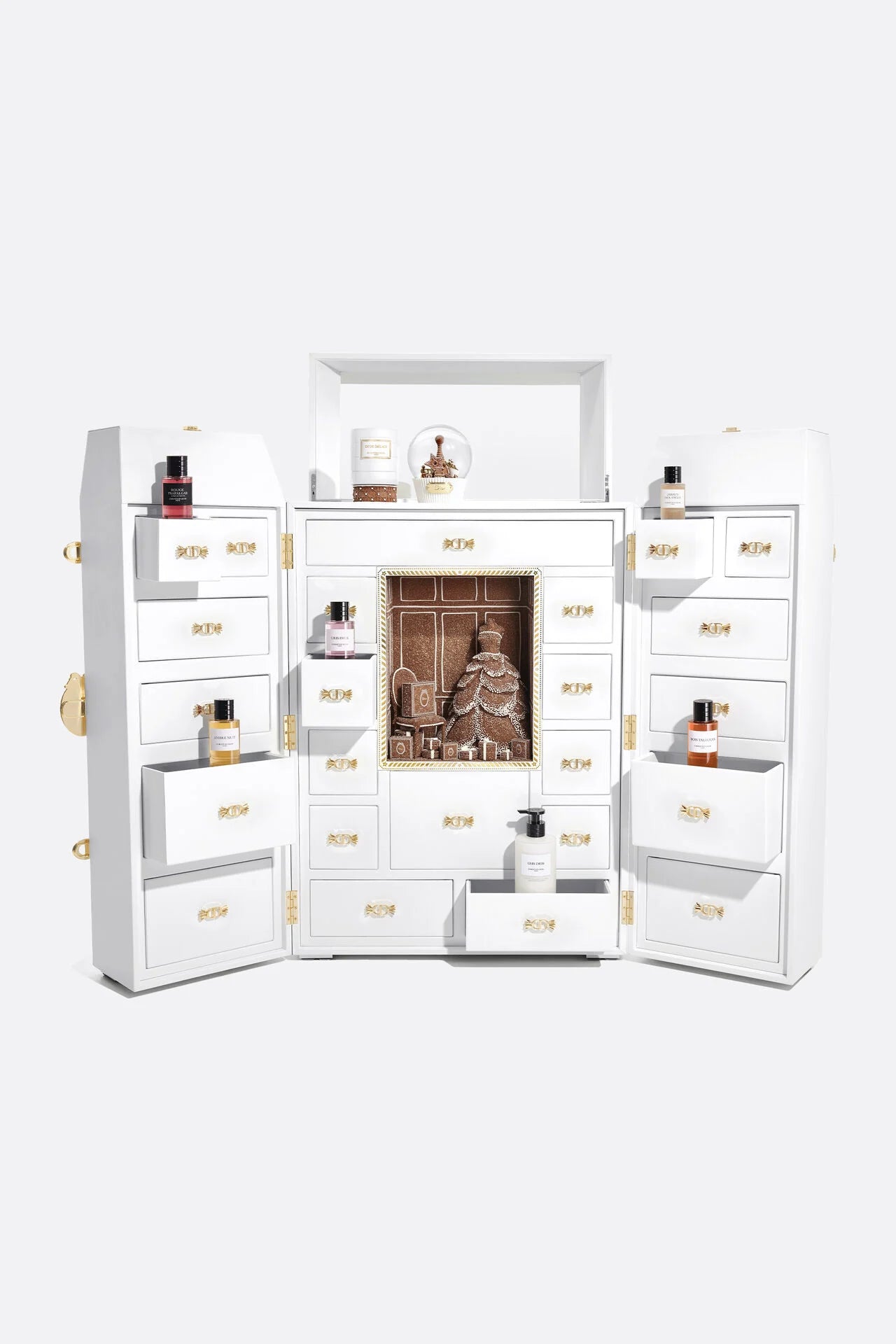 DIOR, La Malle des Rêves - 2026 Edition, TRUNK OF DREAMS