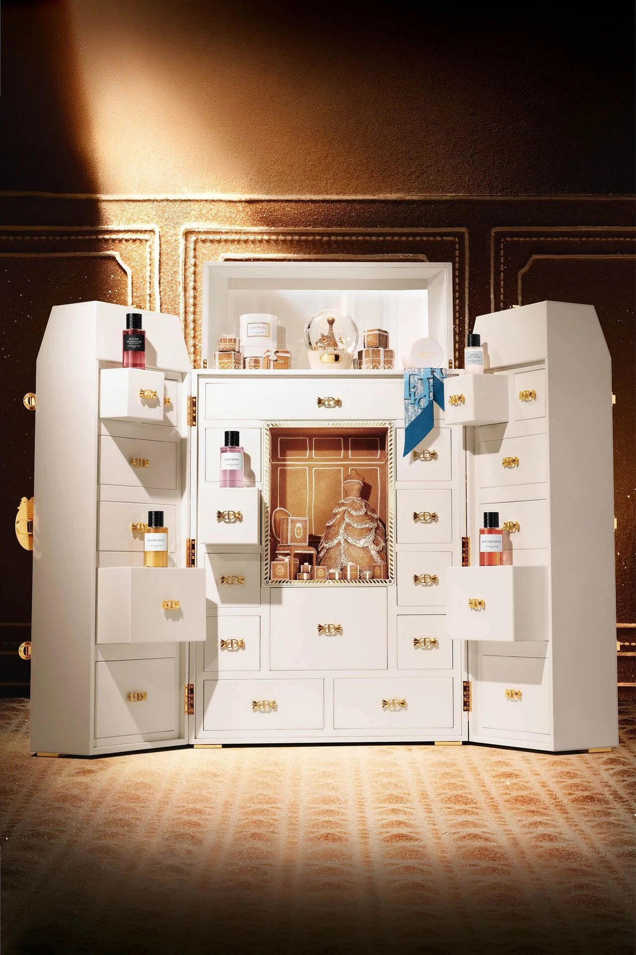 DIOR, La Malle des Rêves - 2026 Edition, TRUNK OF DREAMS