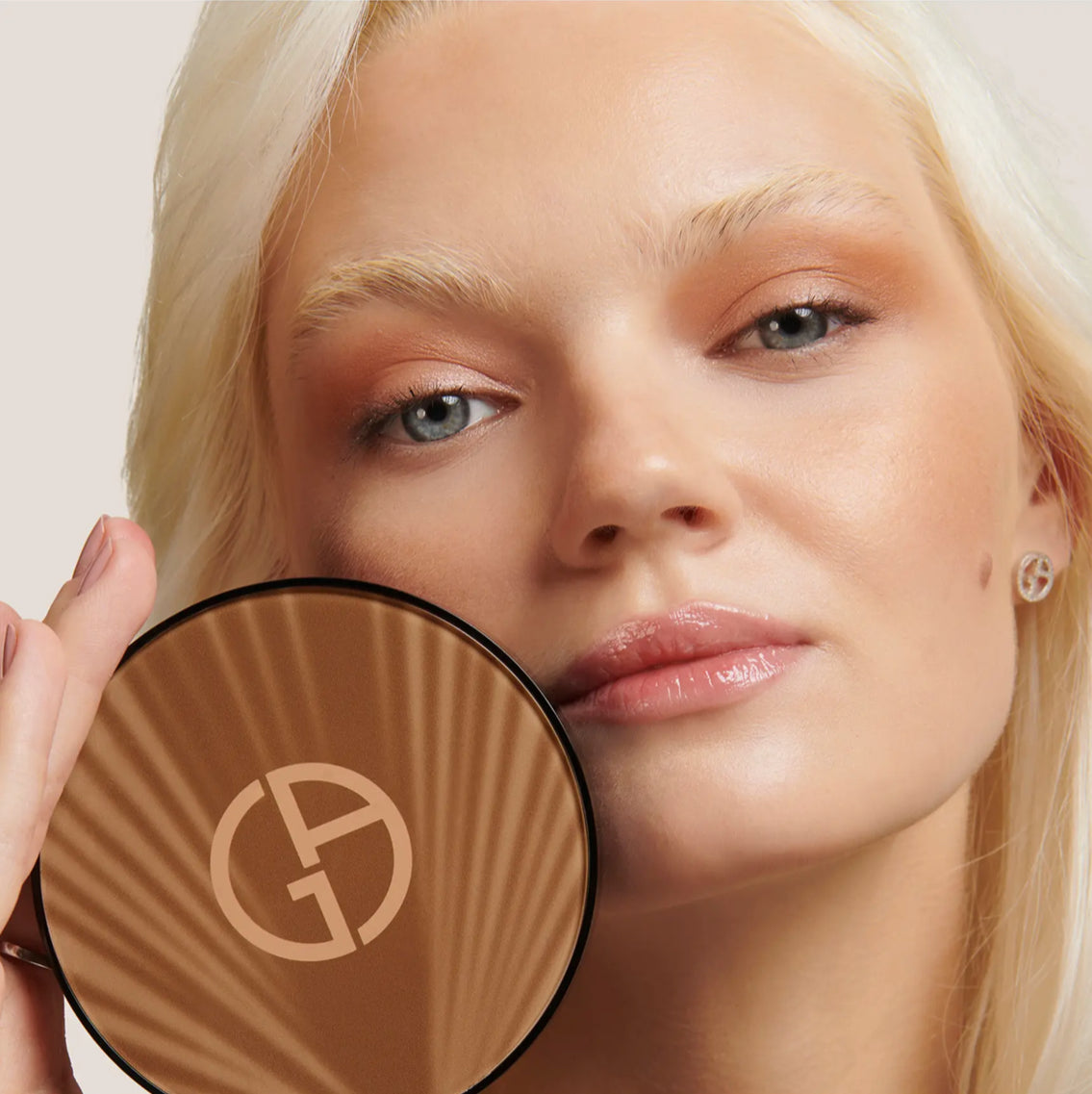 ARMANI BEAUTY, Luminous Silk Creamy Bronzing Powder