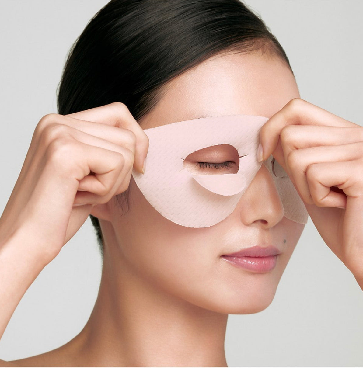 Clé de Peau Beauté, Synactif Eye Mask 6-Piece Set