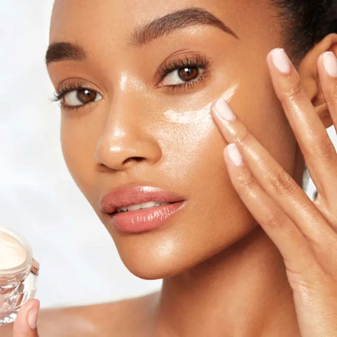 CHARLOTTE TILBURY, CHARLOTTE’S ULTIMATE MAGIC SKIN ROUTINE SKINCARE KIT