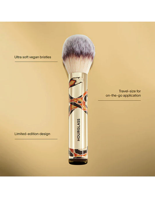 HOURGLASS, VEIL TRAVEL POWDER BRUSH - SNAKE