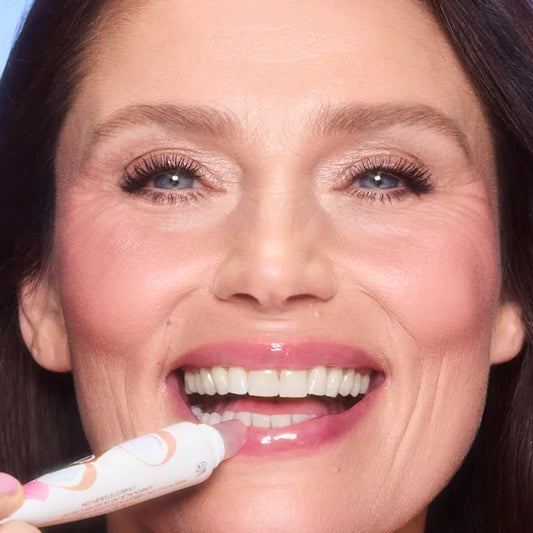 CHARLOTTE TILBURY, UNREAL LIPS HEALTHY GLOW NECTAR OIL JUICYLICIOUS COCONUT WATER