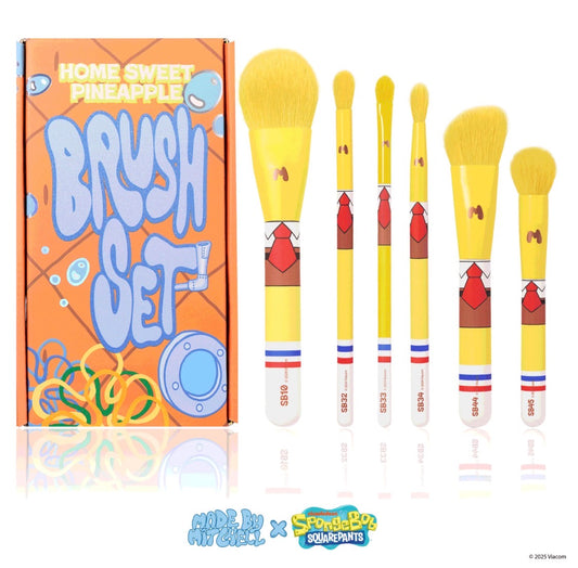 MADE BY MITCHELL, SpongeBob SquarePants - Six Piece Brush Set - Home Sweet Pineapple, Set de 6 brochas para rostro y ojos