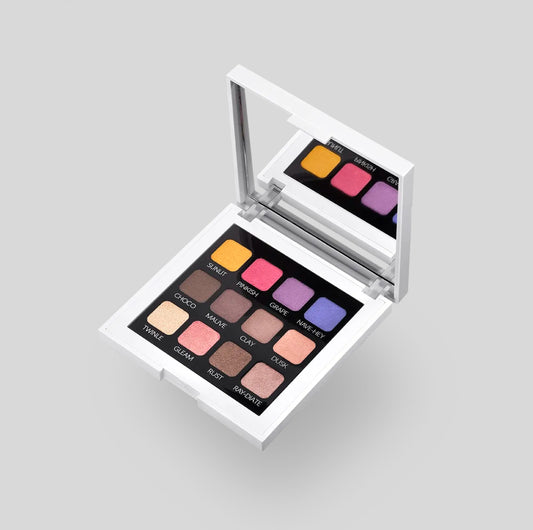 KIKO MILANO, Palette with 12 multi-finish eyeshadows: matte powders and shimmering creams