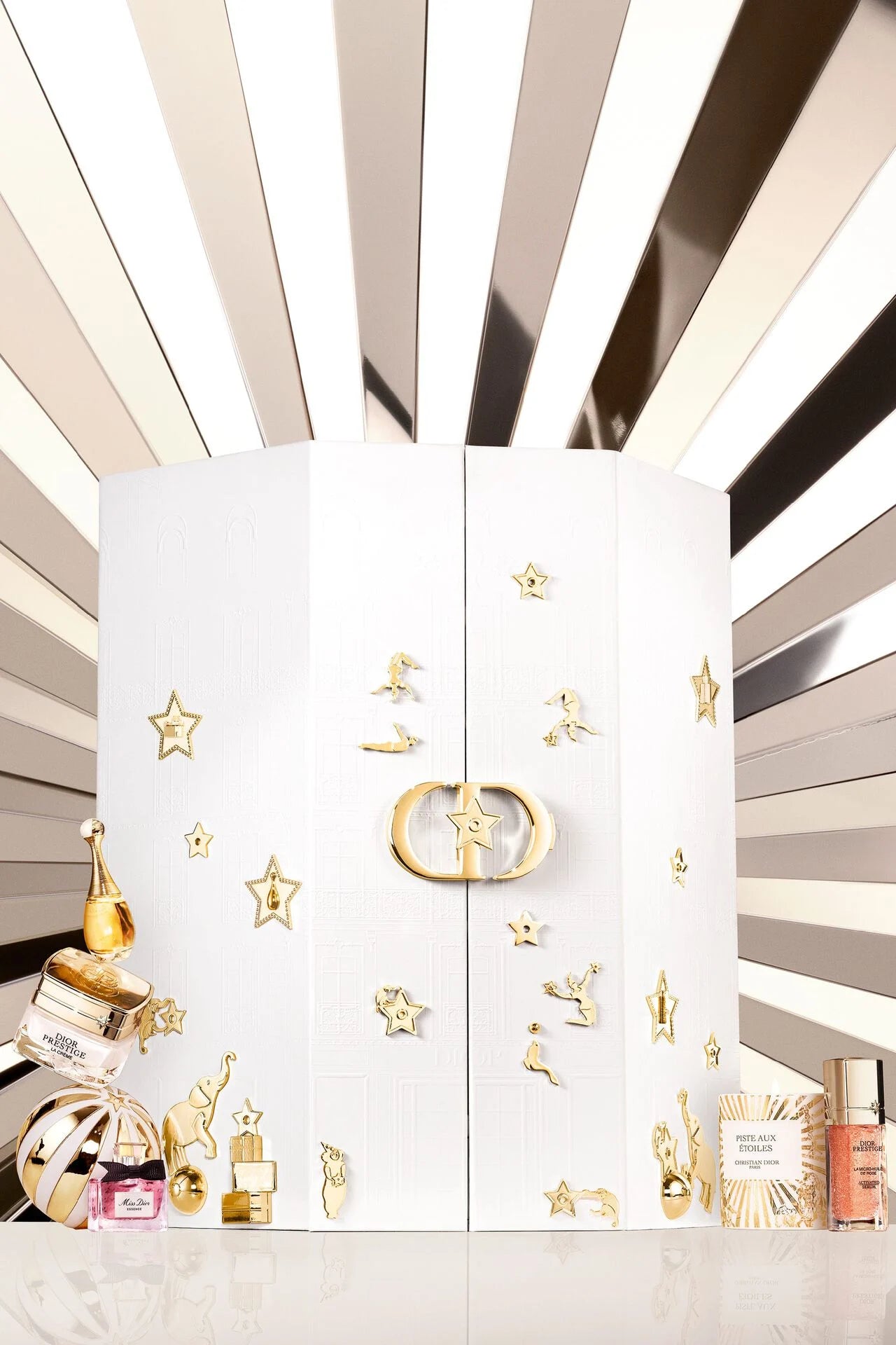 DIOR, Le 30 Montaigne Dior Beauty Advent Calendar Holiday 2025