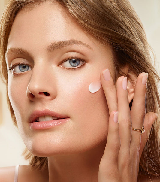 GUERLAIN, Abeille Royale Age-Defying Day Cream Programme Gift Set