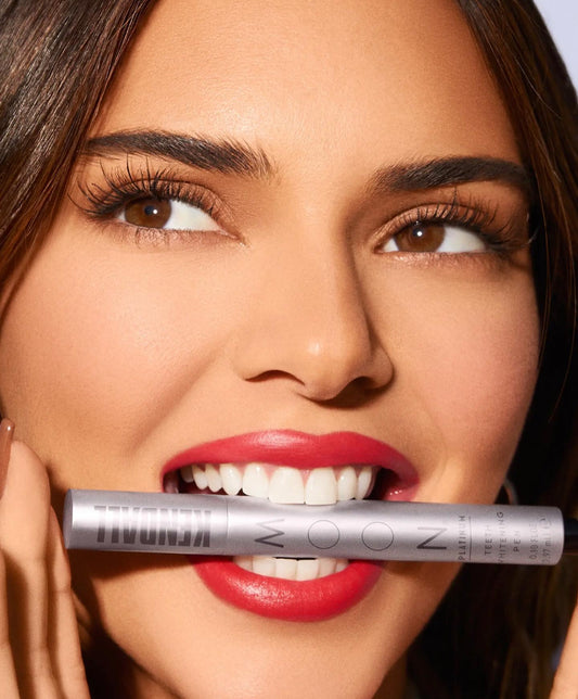 MOON X KENDALL JENNER PLATINUM MINT ADVANCED TEETH WHITENING PEN
