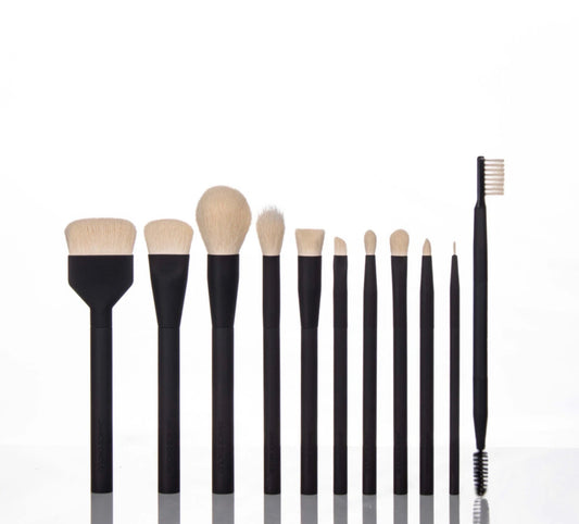 LARUCE BEAUTY X JANICE DAOUD BRUSH SET
