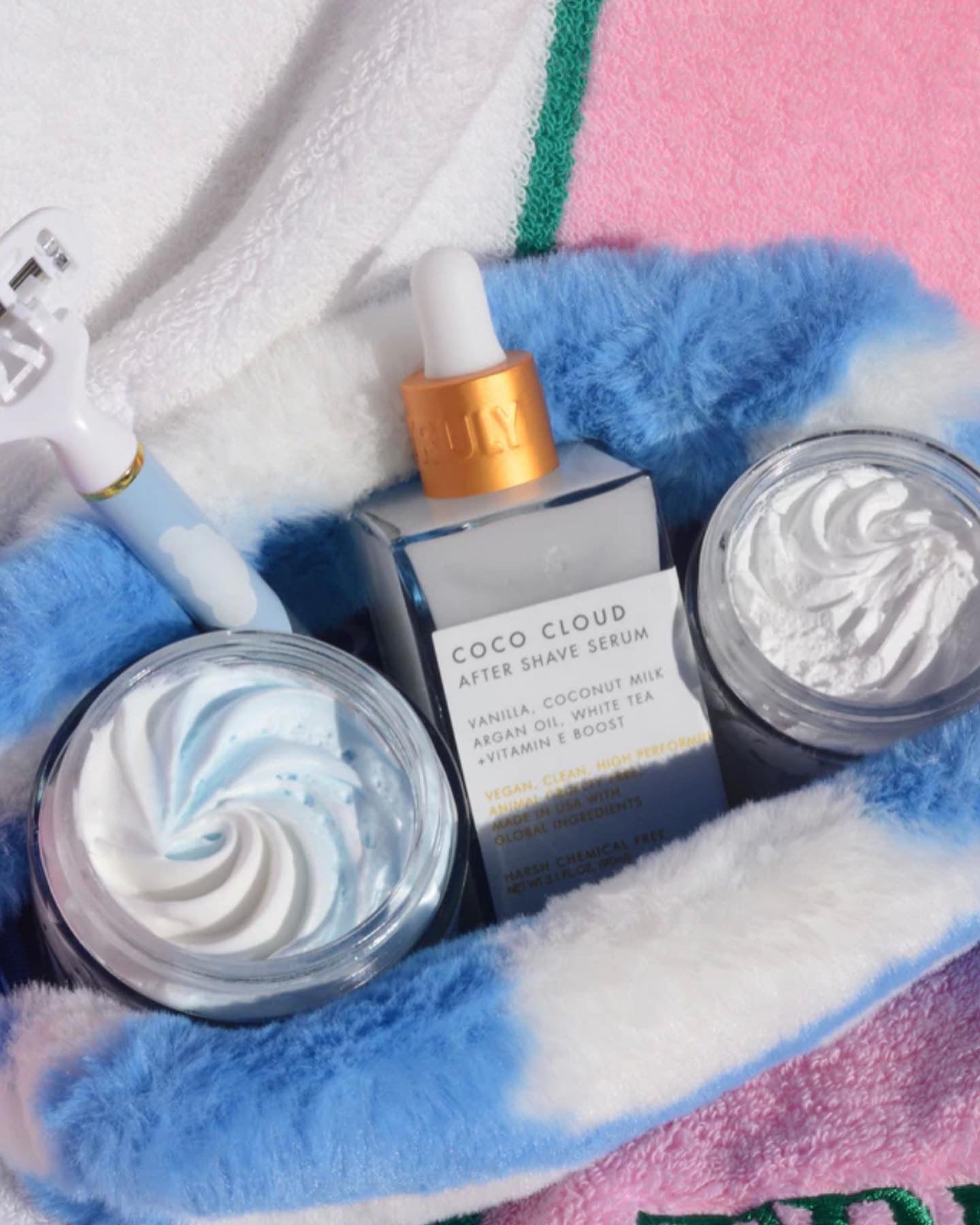 TRULY BEAUTY, ULTIMATE COCO CLOUD SHAVE KIT
